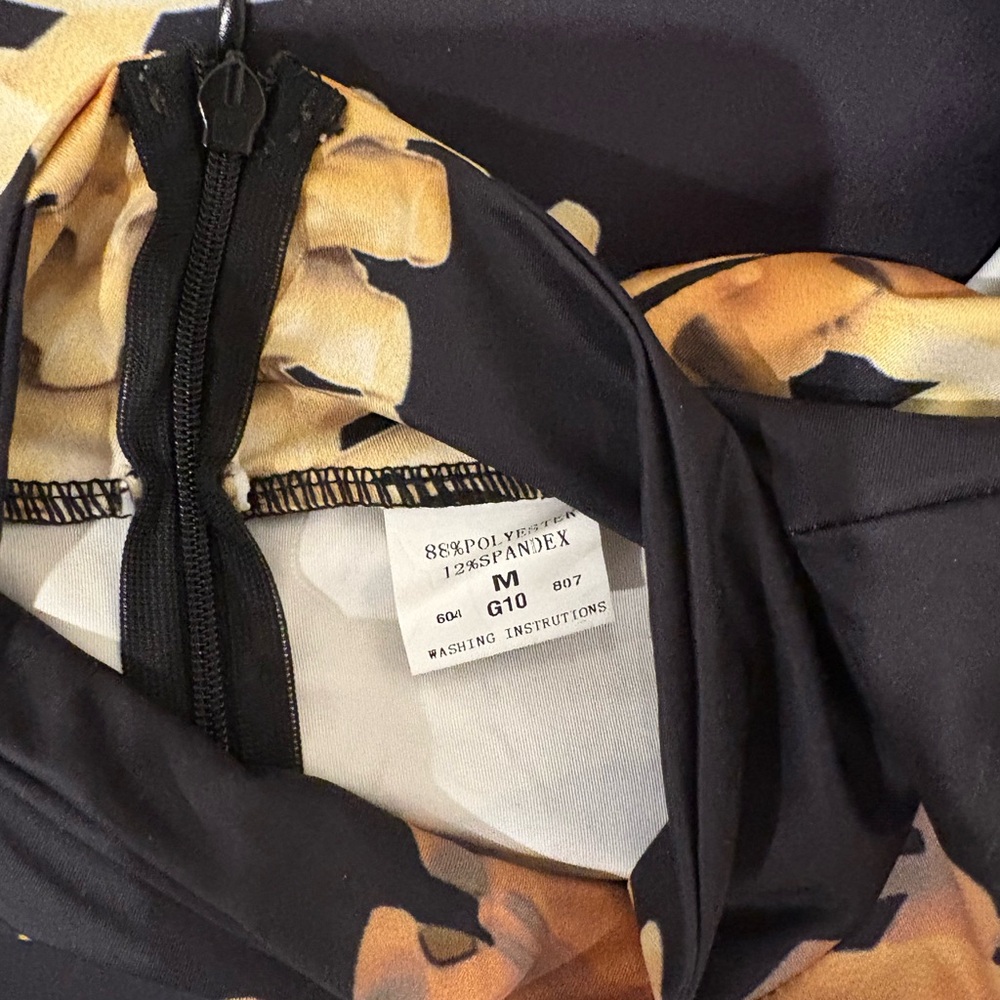 Women’s Skeleton Costume - Black and Gold - Picture 3 of 3